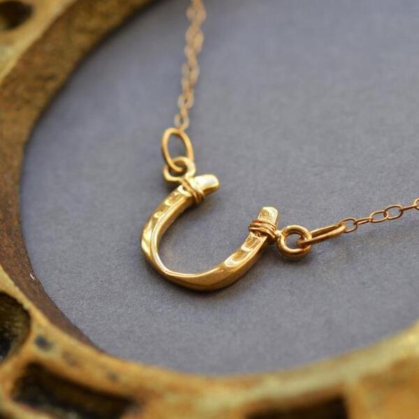 预定【lily charmed】gold horseshoe金马蹄铁项链守护幸运锁骨