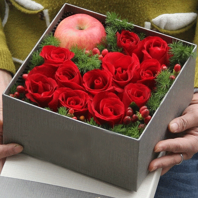 平安夜苹果鲜花巧克力礼盒送女朋友平安夜圣诞节礼物预订长沙广州