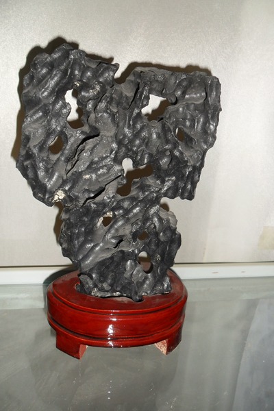 太湖石摆件假山自然石英石墨石灵璧石