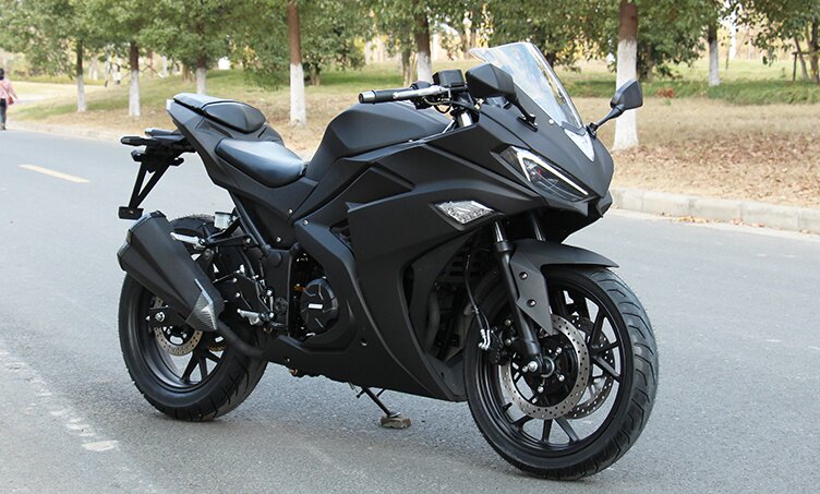 全新v6摩托车跑车国四电喷400c双缸地平线重机车摩托车整车可上牌