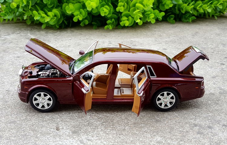 1:24 Rolls-Royce Phantom mô hình xe hợp kim mô phỏng mô hình xe hơi bằng kim loại âm thanh và ánh sáng kéo lại ô tô đồ chơi - Chế độ tĩnh