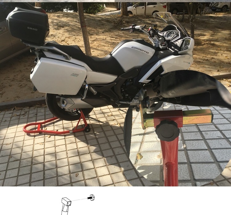 Xe đẩy hàng lớn có bánh sau nâng hạ giá đỡ xe máy. Khung thiết bị hạ cánh đặc biệt để bảo dưỡng bánh trước và bánh sau - Bộ sửa chữa Motrocycle