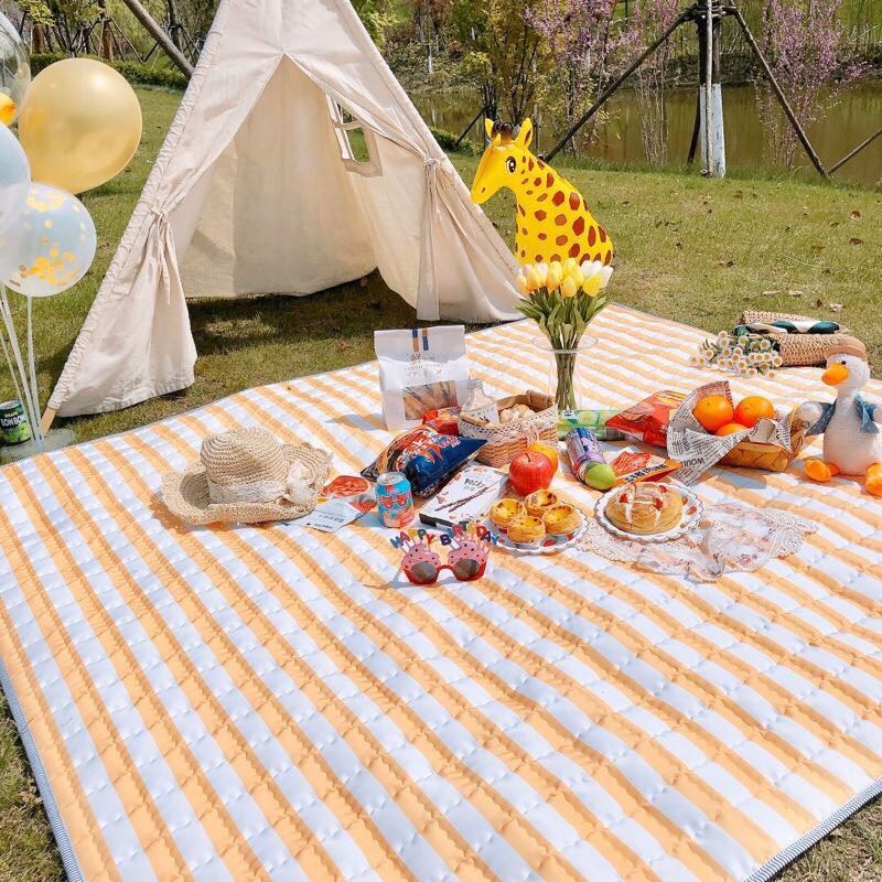 ins net red picnic thảm chống thấm nước cho trẻ em đi chơi bãi biển thảm du lịch ngoài trời đi chơi thảm chống ẩm - Thảm chống ẩm / Mat / Gối