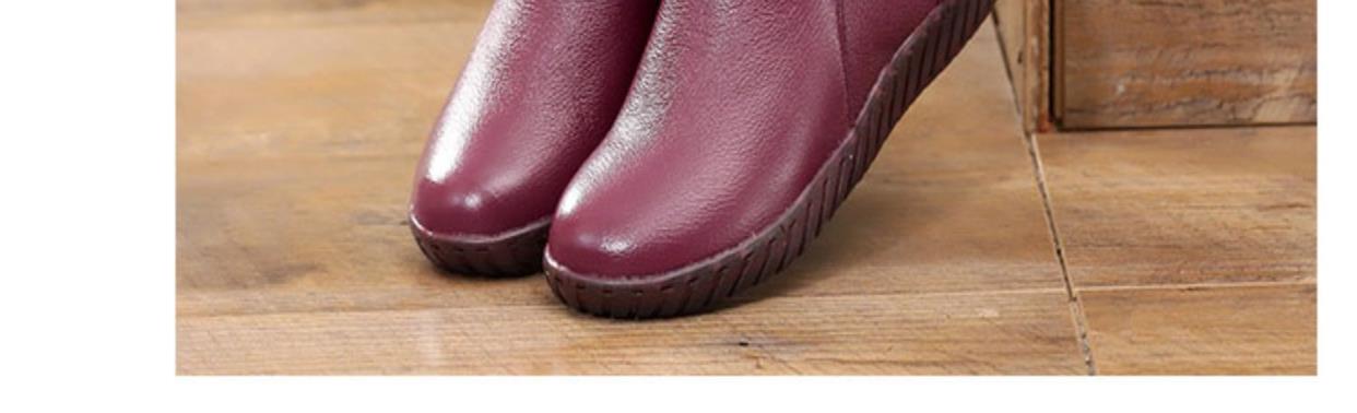 Giày bốt da mới lớp đầu tiên phẳng mùa đông cộng với nhung ấm giày bông êm ái đế mềm thoải mái cho bà mẹ trung niên và người già sản phẩm ngắn - Giày cao gót