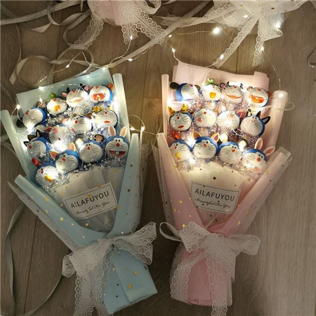 Đôrêmon Đôrêmon Doraemon Phim hoạt hình Búp bê Búp bê Bó hoa Hộp quà Ngày lễ tình nhân Cặp đôi Nam nữ Quà tặng sinh nhật - Hoa hoạt hình / Hoa sô cô la