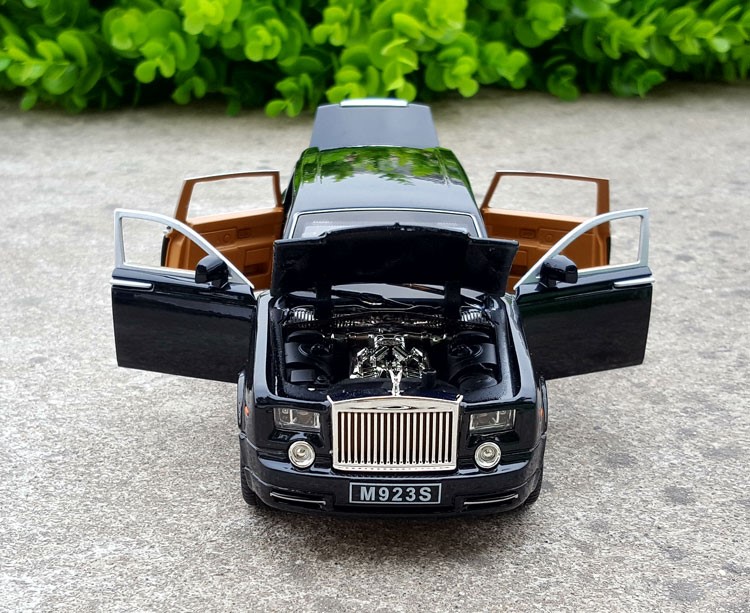 1:24 Rolls-Royce Phantom mô hình xe hợp kim mô phỏng mô hình xe hơi bằng kim loại âm thanh và ánh sáng kéo lại ô tô đồ chơi - Chế độ tĩnh