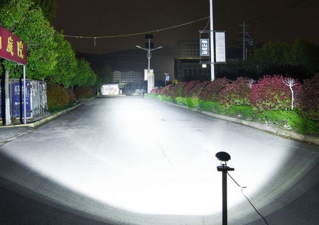 Ánh sáng xe máy điện siêu sáng chói lóa đèn pha đèn pha ắc quy xe ô tô 12v sửa đổi ánh sáng bên ngoài ánh sáng ba bánh lừa đảo - Đèn xe máy