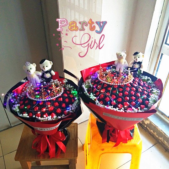 Ngày lễ tình nhân bộ bong bóng hoạt hình gửi giáo viên gói dâu tây gói hoa hồng kẹo mút bó hoa vật liệu tự làm - Hoa hoạt hình / Hoa sô cô la