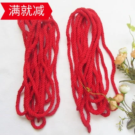 Свадебные свадебные товары, приносящие женскую женщину моторные плотины, придар падди Пэдди Планта -Плант Красная веревка красная грубая бесплатная доставка