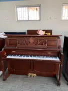Thanh Đảo tại chỗ nhập khẩu đàn piano sử dụng đàn piano Yingchang piano Đàn piano Yamaha Sanyi - dương cầm