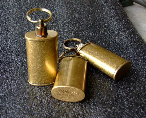 Оригинальный чистого нефтяного горшка Зенга Даниэля Зорора, небрежно, несет небольшой масляный горшок