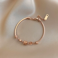 Золотой брендовый небольшой дизайнерский женский браслет, ювелирное украшение, аксессуар, розовое золото, популярно в интернете, простой и элегантный дизайн