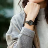 Импортировано 22 студия четырехлегальной космической креативные персонализированные часы для женских Jest Watch