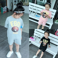 2018 mùa hè in T-Shirt + quần short hai mảnh trẻ em mặc phiên bản lỏng lẻo chàng trai và cô gái phù hợp với đồ bơi trẻ em