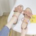 Một từ với dép nữ mùa hè phẳng sinh viên Hàn Quốc phiên bản của lá sen 2018 mới thời trang hoang dã một đôi giày hai dép Sandal