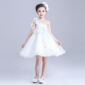 Hoa cô gái ăn mặc 2017 trắng một vai hoa thời trang fluffy công chúa váy trẻ em sân khấu đám cưới trang phục phụ nữ