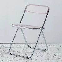 Прозрачный стул розовый