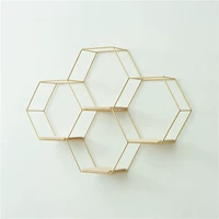 Золотой четыре шестигранного