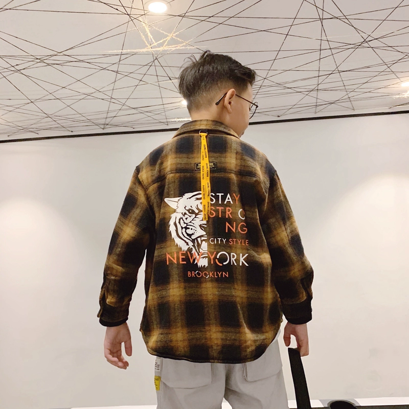 Quần áo mùa đông mới 2019 cho bé trai Hàn Quốc kẻ sọc vàng cộng với áo nhung thủy triều bé áo ấm - Áo sơ mi