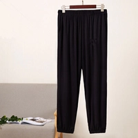 Черное закрытие тонко