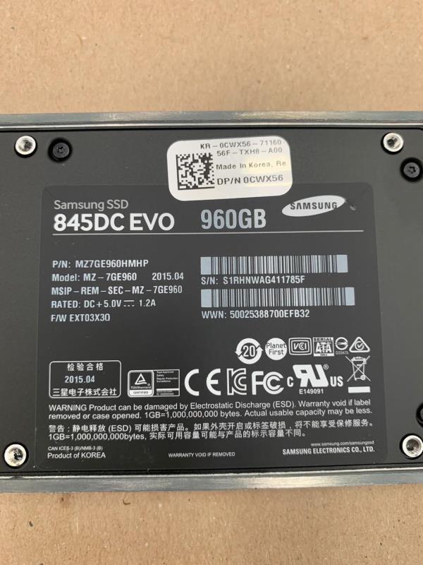 RedSamsung PM8631.92TPM845DC960GSM843T480G solid state SATA3SSD Hard disk