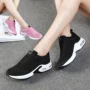 Giày thể thao của phụ nữ giày chạy 2018 mùa hè mới hấp thụ sốc mang giày giày thường giày thoáng khí giày chạy nhẹ giày đi bộ