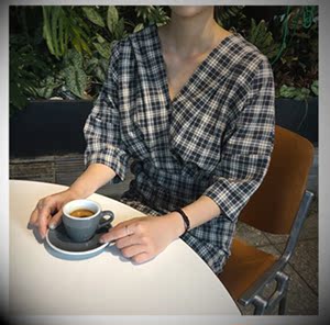 MISS.T Hàn Quốc retro của phụ nữ v-cổ slouch tay áo dài váy khe eo cao INS là một kẻ sọc lửa ăn mặc mẫu váy đẹp 2021
