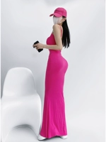 Роза красная