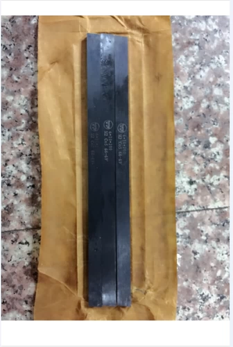 Импортный материал Супер -Хард M35 -Содержащий белый стальный нож 4/5/6/8/10/14/16/20/25/30*200