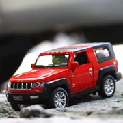 1:32 Beiqi Mô hình xe hợp kim xe jeep BJ40 kéo lùi âm thanh và ánh sáng xe địa hình jeep đồ chơi trẻ em bằng kim loại - Chế độ tĩnh