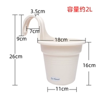 На стене с одной крючком рис рис белый