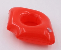 Красные губы