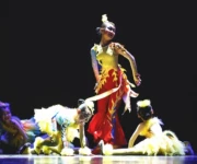 Mới Liuyi Jinfeng Laiyi trẻ em trang phục khiêu vũ thứ chín Xiaohe phong cách trẻ em quần áo biểu diễn múa