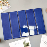 Синяя ярко -световая полоса