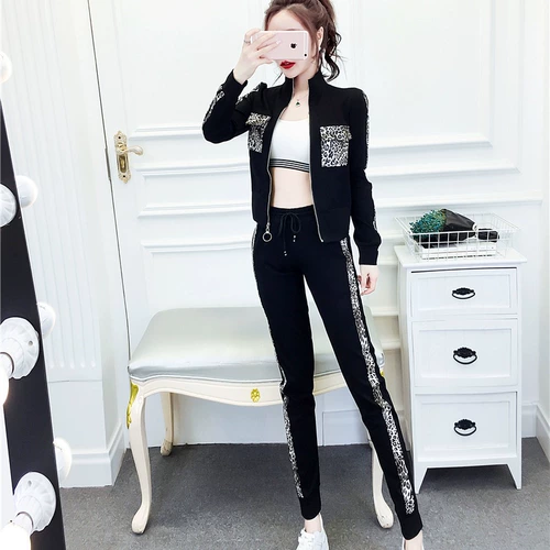 Осенний модный спортивный лонгслив, штаны, комплект, коллекция 2021, популярно в интернете