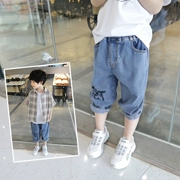 Quần short denim bé trai crop top 2019 hè mới to boy lỗ cao bồi 7 điểm quần mỏng mùa hè - Quần jean