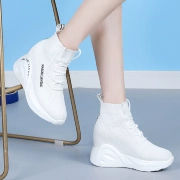 Giày trắng nhỏ nữ 2019 hè thoáng khí lưới mặt cao giúp tăng kích cỡ giày nữ 313233 Giày lưới du lịch giải trí - Giày cao gót