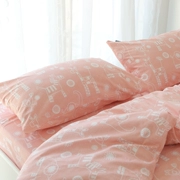 Một mảnh bông vải lanh nhỏ gọn tấm bông phim hoạt hình sinh con duy nhất đôi giường 1.5m1.8m2.0 mét - Khăn trải giường