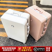 Универсальный вместительный и большой чемодан подходит для мужчин и женщин