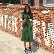 Phong cách Hàn Quốc chic mặc trước và sau khi thiết kế đoạn ren eo đầm hai màu sắc váy ôm body