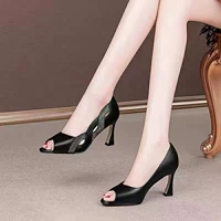 Черный [высотой 7 см]