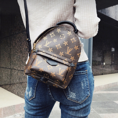 Coffee TrumpetHong Kong quality goods 2021 new pattern trend Female bag Backpack genuine leather Versatile Internet celebrity Same Small bag student knapsack