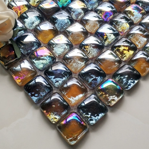 Современная и минималистичная синяя стеклянная мозаика на стену, хлеб