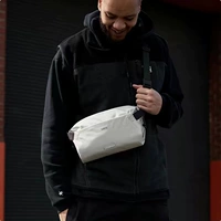 Юэян белый 7l Пятно