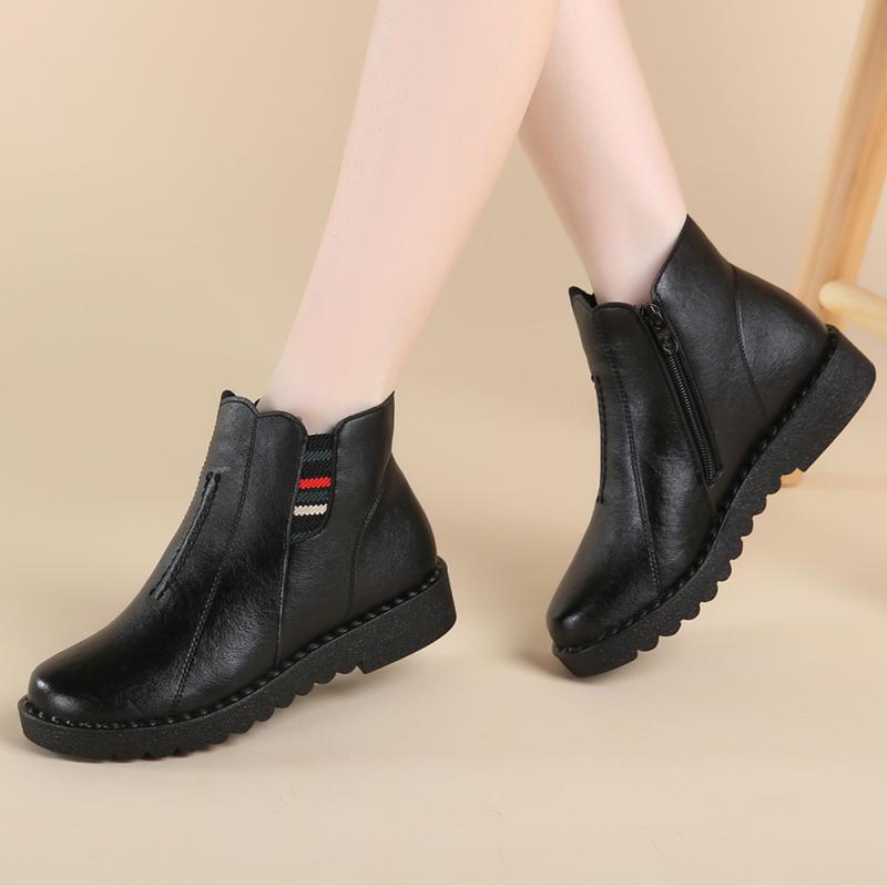 Black A527winter Mom shoes cotton-padded shoes Plush keep warm middle age Short boots Middle aged and elderly Women's Shoes the elderly Flat bottom Non slip soft sole leather shoes