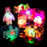 Оранжево-красный