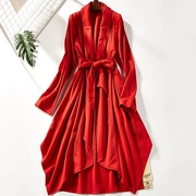 2018 mùa thu và mùa đông thời trang mới dài tay eo belt tính khí swallowtail dress solid color coat nữ 17157
