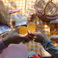 Пластиковый бокал, популярно в интернете