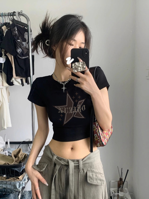 taobao agent Y2K sweet spicy short shirt is shoulders in the summer, the American style chIC sweet tights, thin waist, small shirt short -sleeved T -shirt female