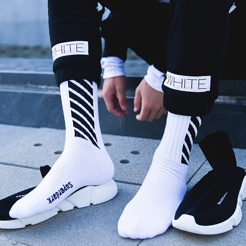 袜子男 中筒袜潮流 韩版运动个性棉袜秋冬季学生街头百搭长高筒袜